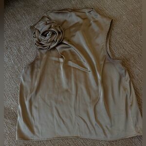 Sleeveless Rose-Accent Women's Top - Taupe